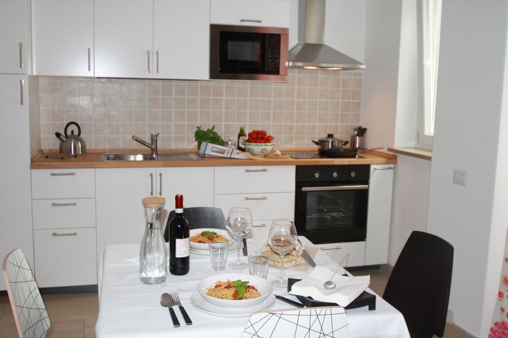 Appartamenti Giusy E Giusy 2 Sorrento Kamer foto